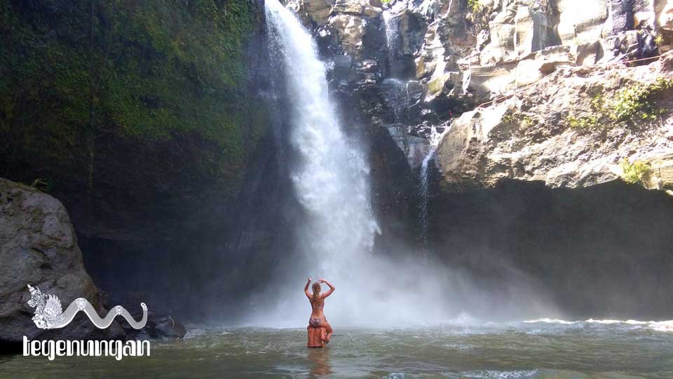 bali-kanaka-tour-bali-private-driver-bali-full-day-tour-tegenungan-waterfall-tour-bali-tegenungan-waterfall-tour-3